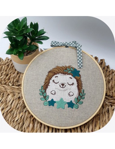 machine embroidery design  sleeping hedgehog with star