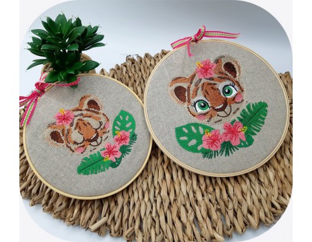 machine embroidery design tigress  with flowers