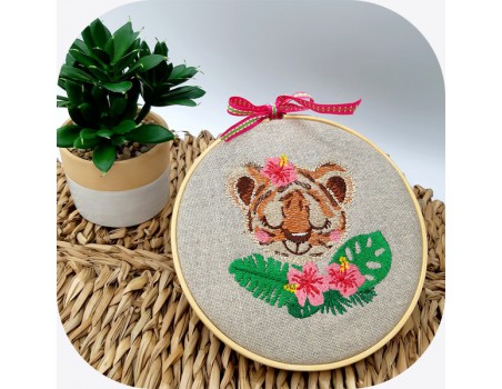 machine embroidery design  sleeping tigress  with flowers