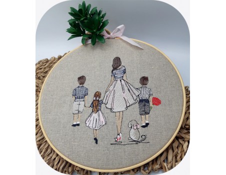 machine embroidery design  rippled mother and children