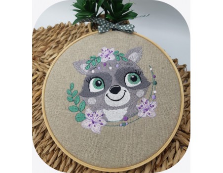 machine embroidery design raccoon with flowers