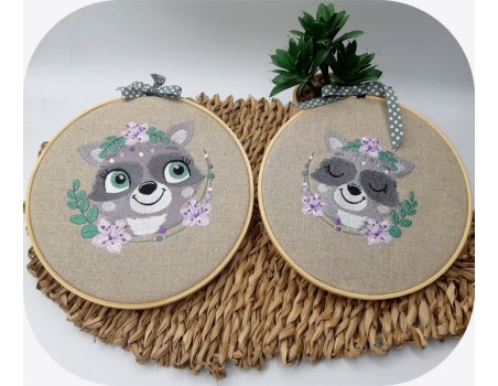 machine embroidery design raccoon with flowers