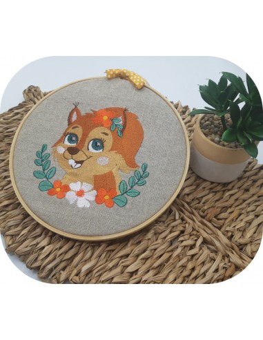 machine embroidery design  squirrel  with flowers