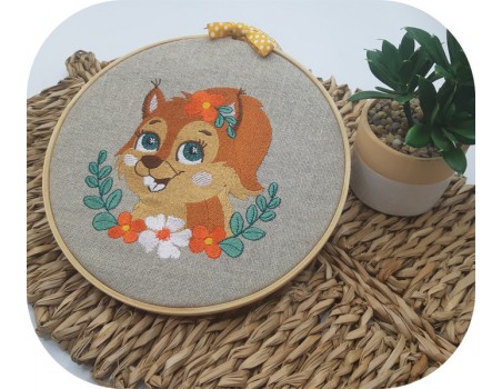 machine embroidery design  squirrel  with flowers