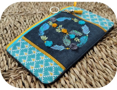 machine embroidery design  ith pencil case boho and feathers mylar