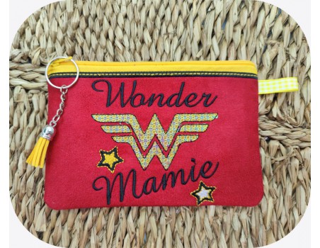 Motif de broderie machine ITH trousse mylar wonder mamie