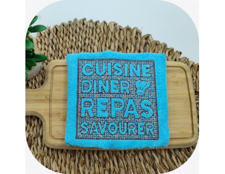 Motif de broderie machine texte cuisine en embossage