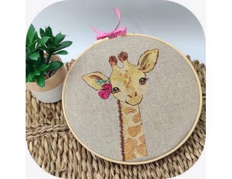 Motif de broderie machine girafe aquarelle