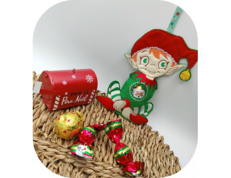 machine embroidery design Christmas elf for candy ith