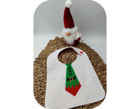 Motif de broderie machine ITH  Bavoir cravate lutin