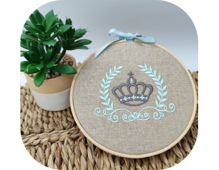 machine embroidery design crown prince