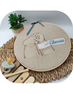 Motif de broderie machine  naissance bébé personnalisable