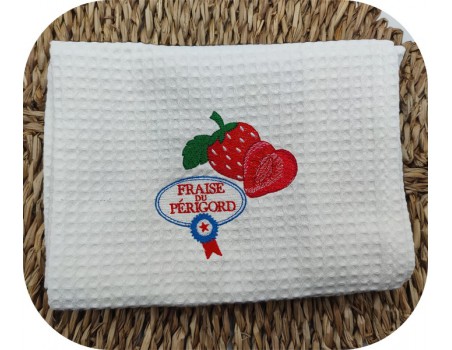 Motif de broderie machine  fraise du Périgord