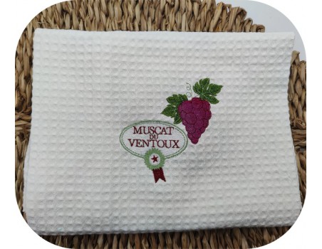 machine embroidery design grape