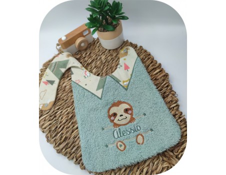 machine embroidery  design sloth to customize for boy
