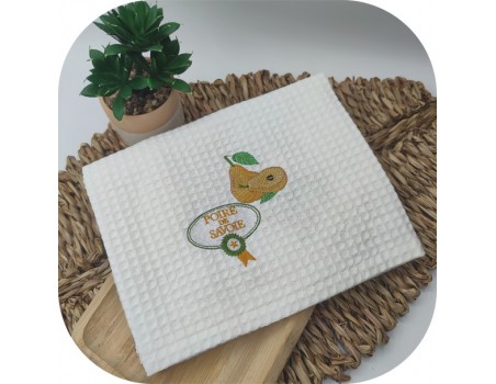 machine embroidery design Pear