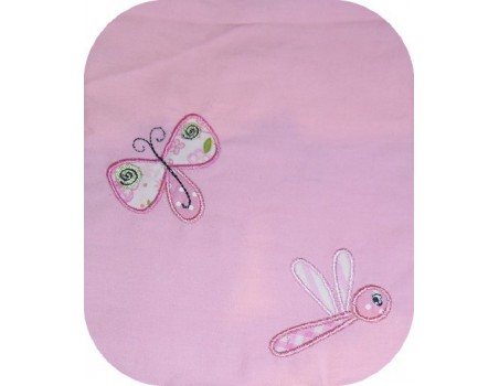 Motif de broderie machine  petit papillon