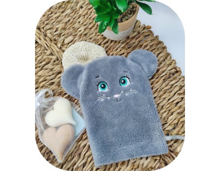 Motif de broderie machine  gant de toilette souris ITH