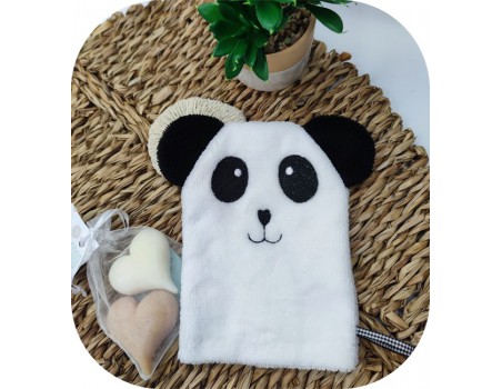 machine embroidery design panda wasch mitt  ITH