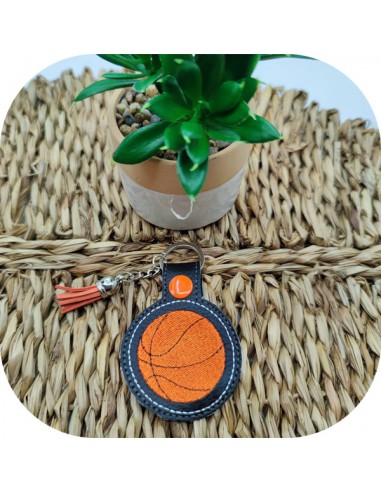 Motif de broderie machine ITH porte clé ballon de basket