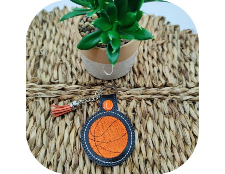 Motif de broderie machine ITH porte clé ballon de basket