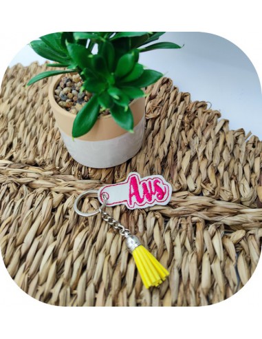 machine embroidery design  keychain AVS ith