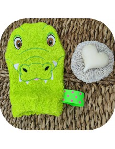 machine embroidery design crocodile wasch mitt  ITH