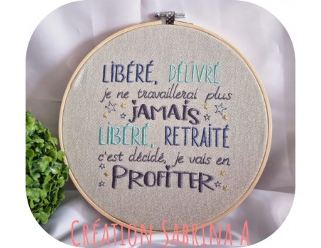 Motif de broderie machine libéré retraité