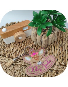 machine embroidery design giraffe keychains customizable ith
