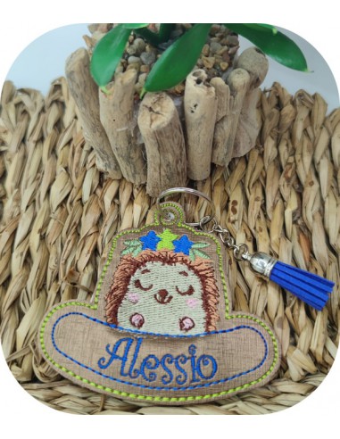 machine embroidery design hedgehog keychains customizable ith