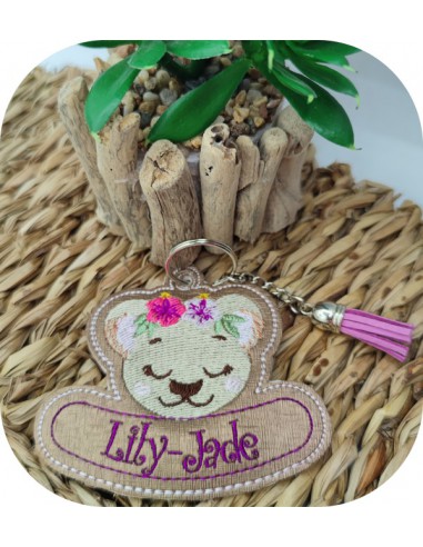 machine embroidery design lioness keychains customizable ith