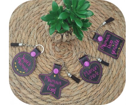 machine embroidery design  awesome mom keychain ith