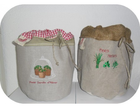 Motif de broderie petis pots de plantes sous cloche