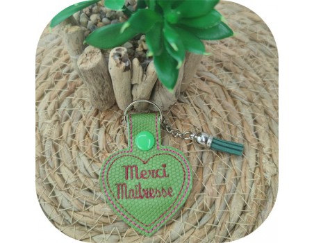 machine embroidery design thank you teacher keychain ith