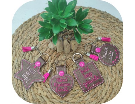 machine embroidery design super awesome teacher keychain ith