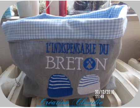 Motif de broderie machine bonnets du  breton