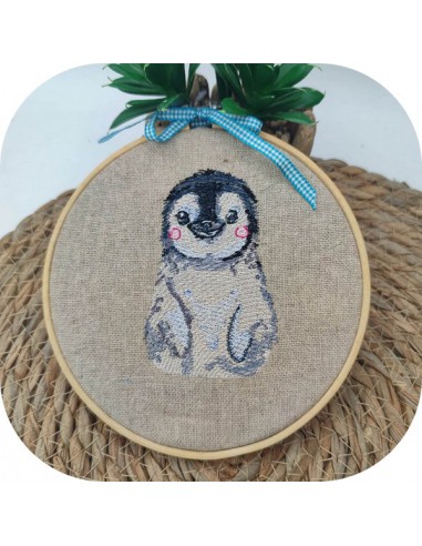 machine embroidery design watercolor pinguin