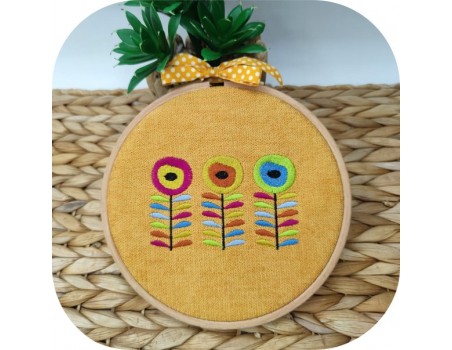machine embroidery design  trio vintage  flowers