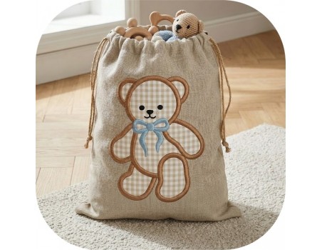 Motif de broderie machine ourson  en appliqué