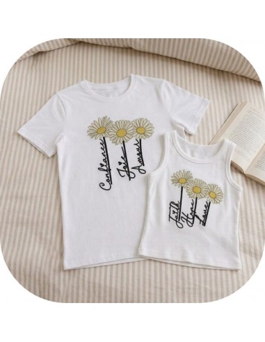 Motif de broderie machine trio de marguerites