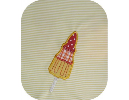 Motif de broderie machine appliqué  sorbet fusée