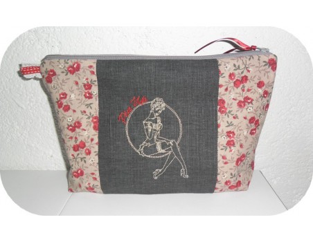 Motif de broderie machine pin up