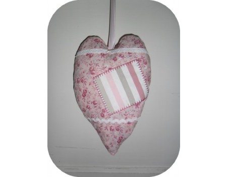 Motif de broderie machine coeur dentelle ITH