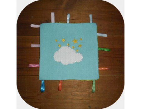 Motif de broderie machine nuage appliqué avec étoiles