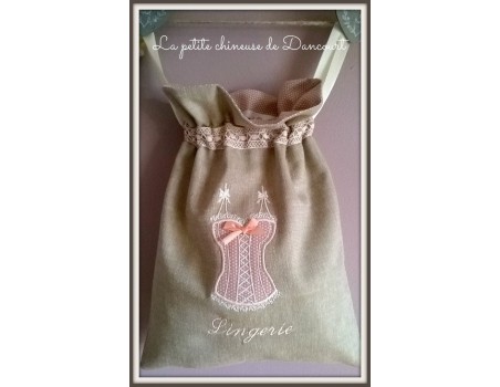 Motif de broderie machine Lingerie bustier appliqué