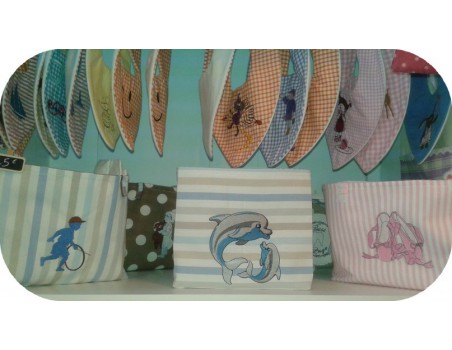 Motif de broderie machine dauphins