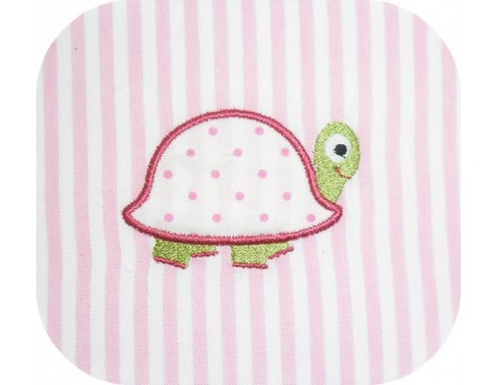 Motif de broderie machine tortue appliquée