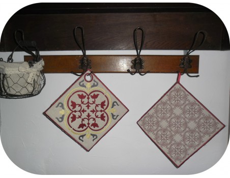 Motif de broderie machine carreau de ciment baroque en redwork