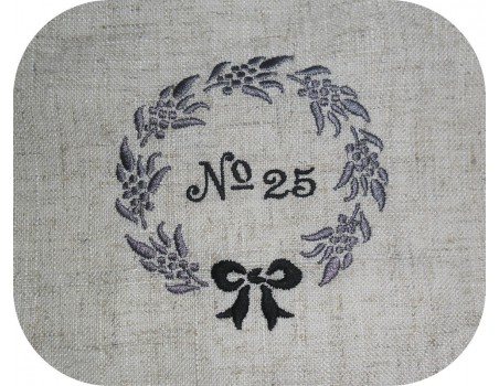 Motif de broderie machine cadre couronne feuillage