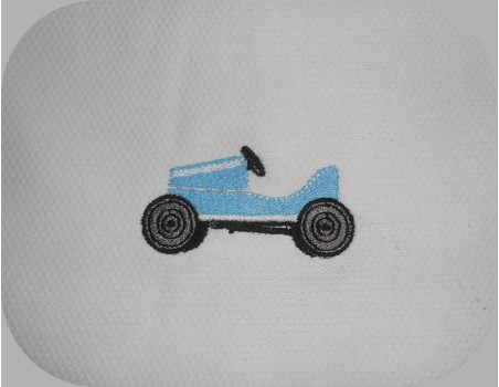 Motif de broderie machine voiture pédales